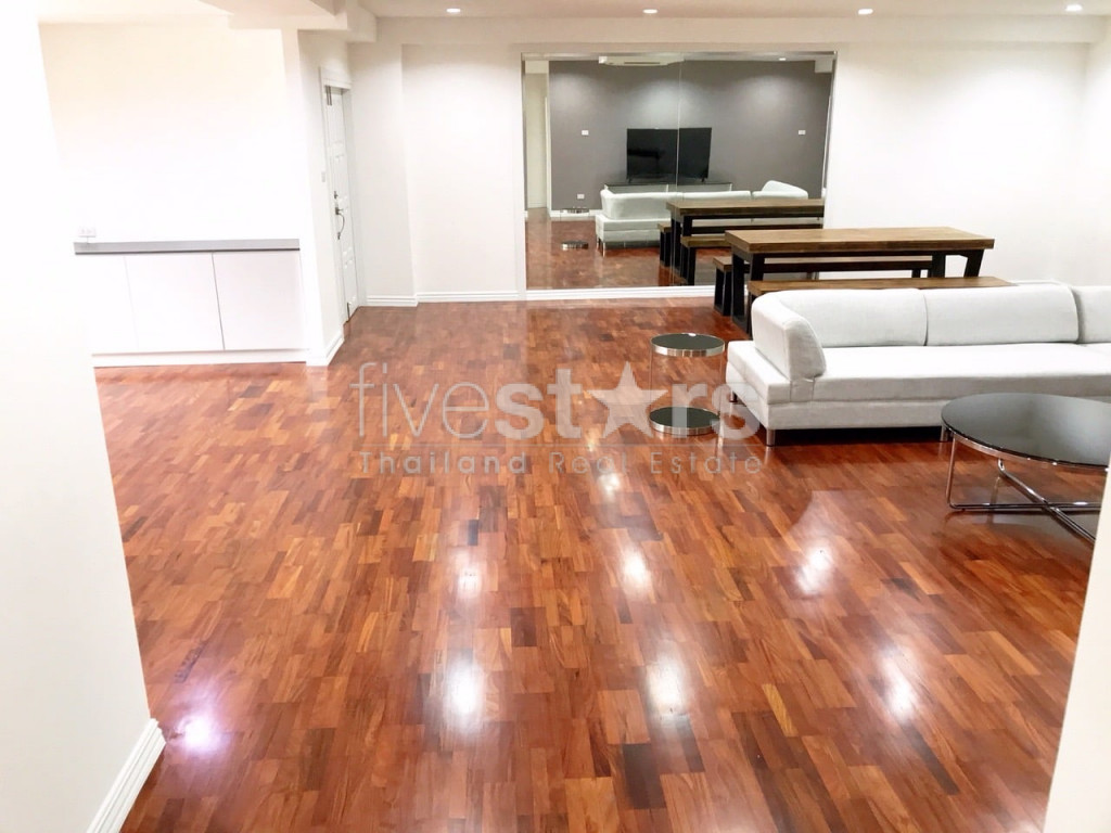 Spacious 3 bedrooms pet friendly apartment for rent in Thonglor, photo 3