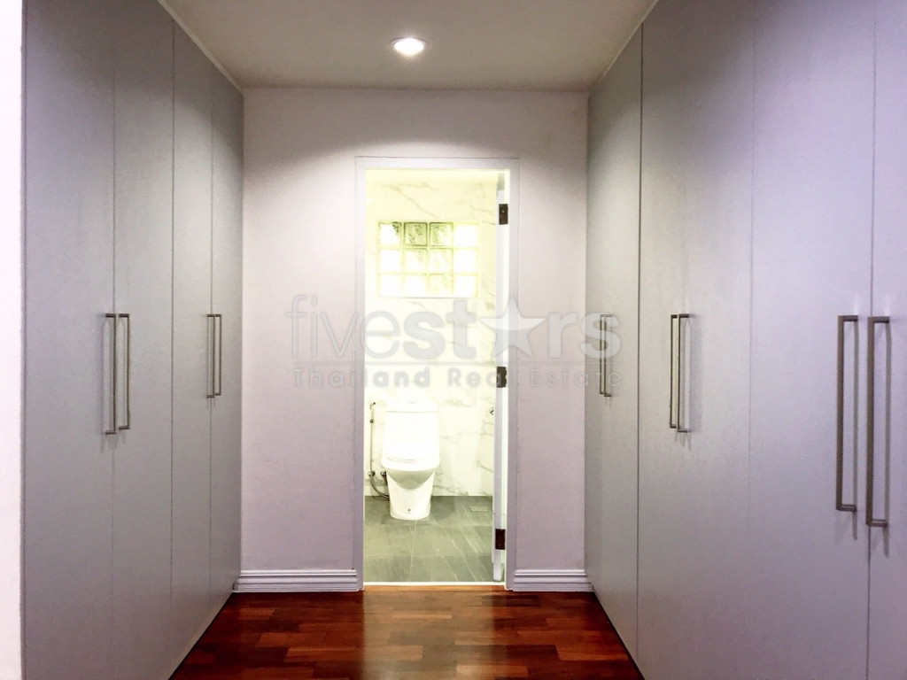 Spacious 3 bedrooms pet friendly apartment for rent in Thonglor, photo 13