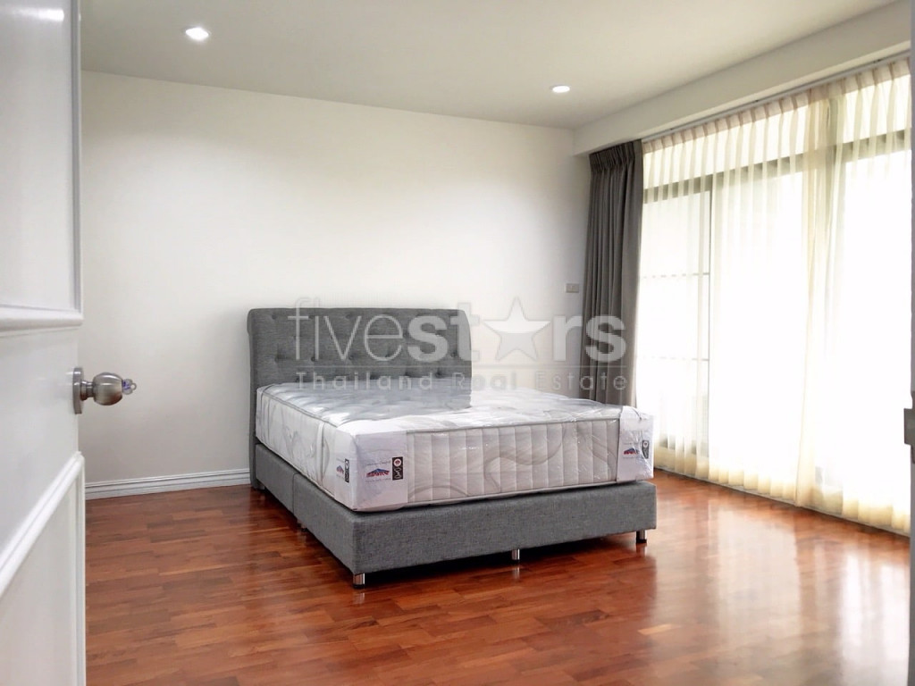 Spacious 3 bedrooms pet friendly apartment for rent in Thonglor, photo 11