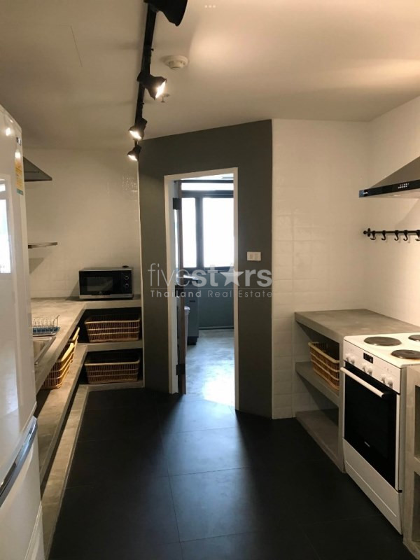 Condo spacieux de 2 chambres à vendre sur Thong Lo, photo 10