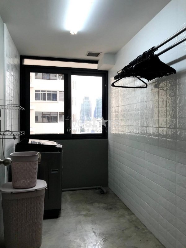 Condo spacieux de 2 chambres à vendre sur Thong Lo, photo 11