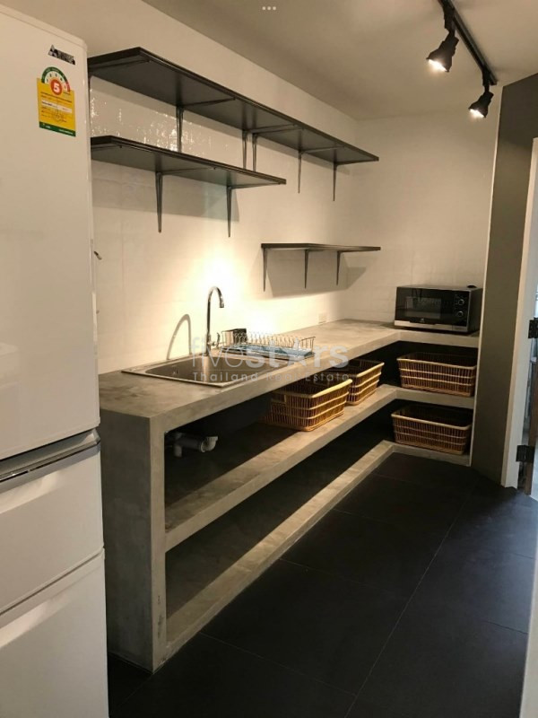 Condo spacieux de 2 chambres à vendre sur Thong Lo, photo 8