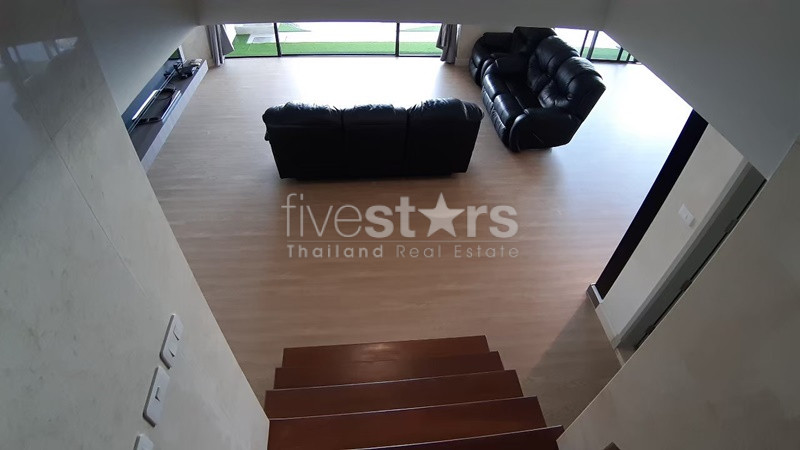 Spacious 3 bedroom duplex with private pool near BTS Phromphong, photo 7