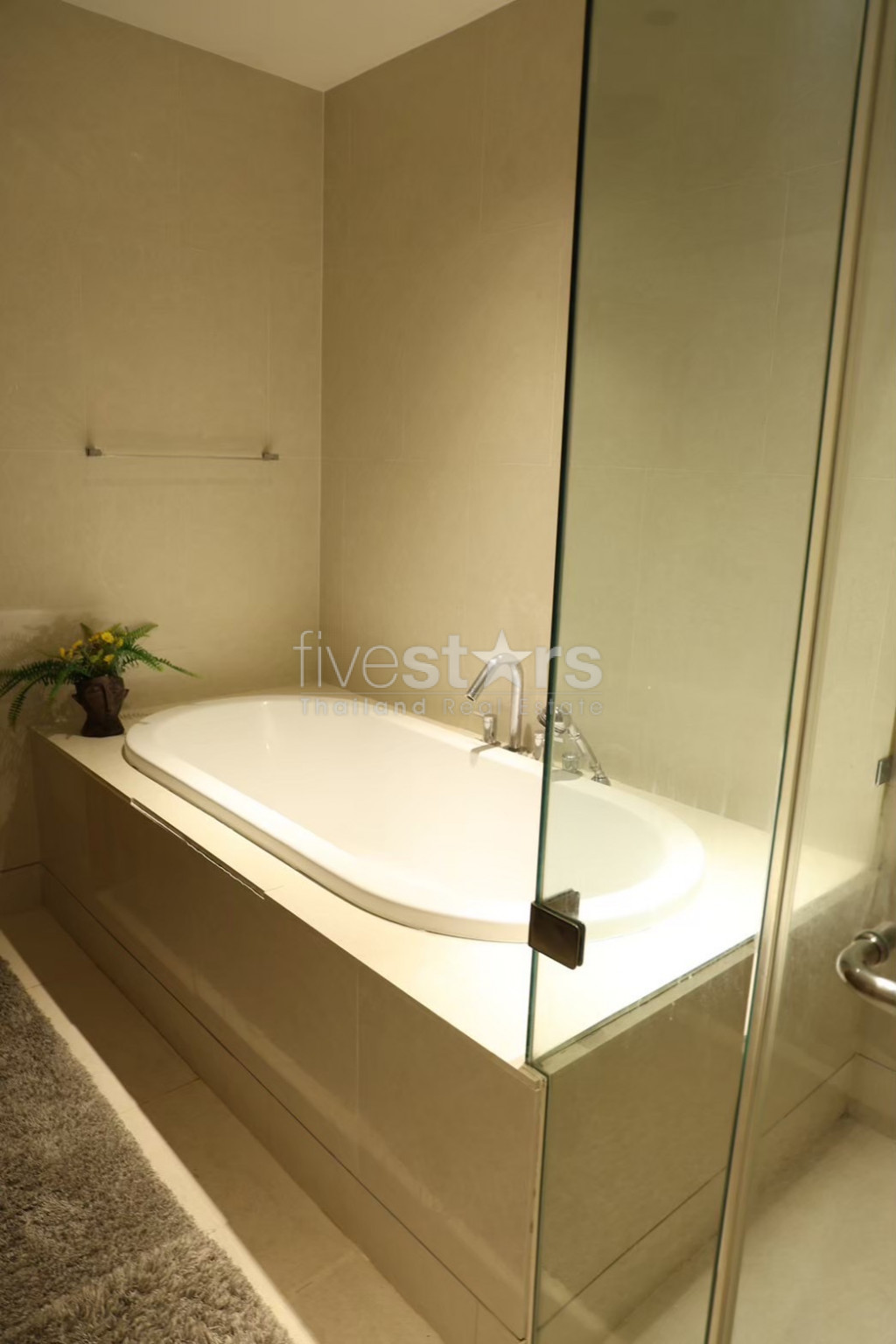 Superbe Duplex 1 Chambre à Vendre près du BTS Phrom Phong, photo 9