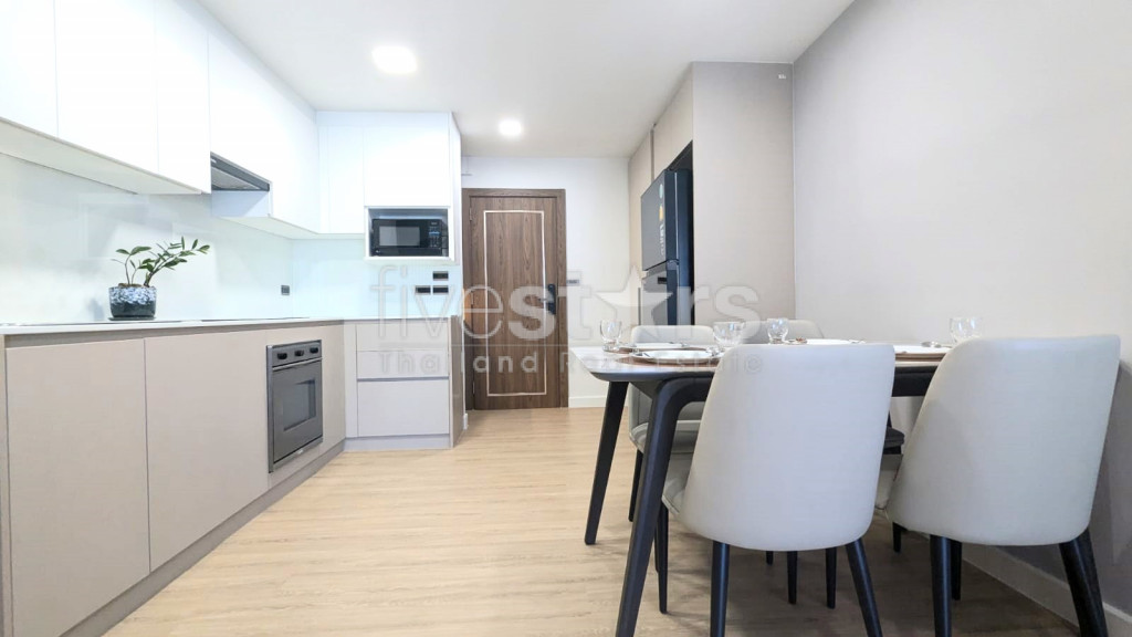 Appartement moderne de 2 chambres près du BTS Thonglor, photo 9