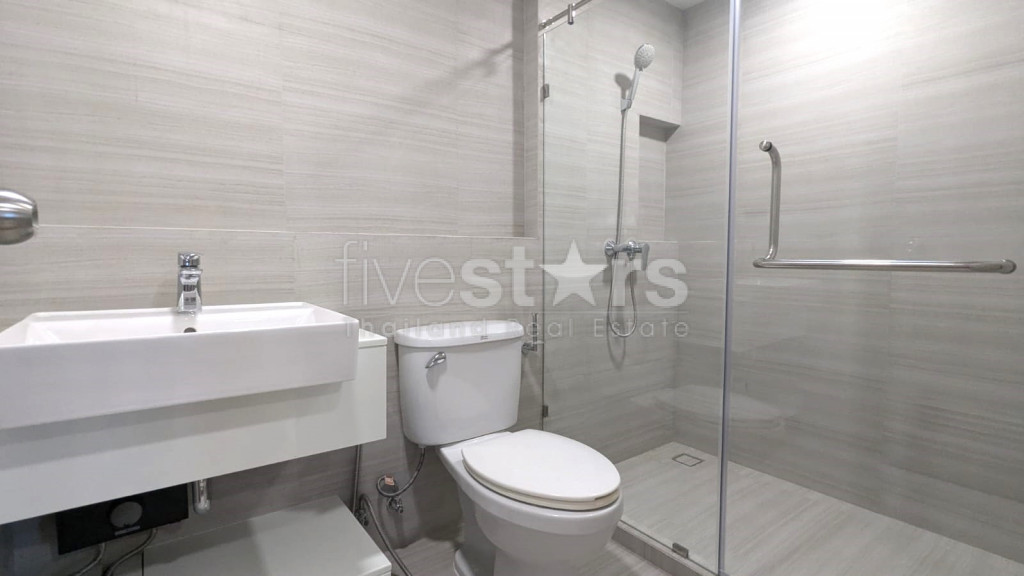 Appartement moderne de 2 chambres près du BTS Thonglor, photo 16