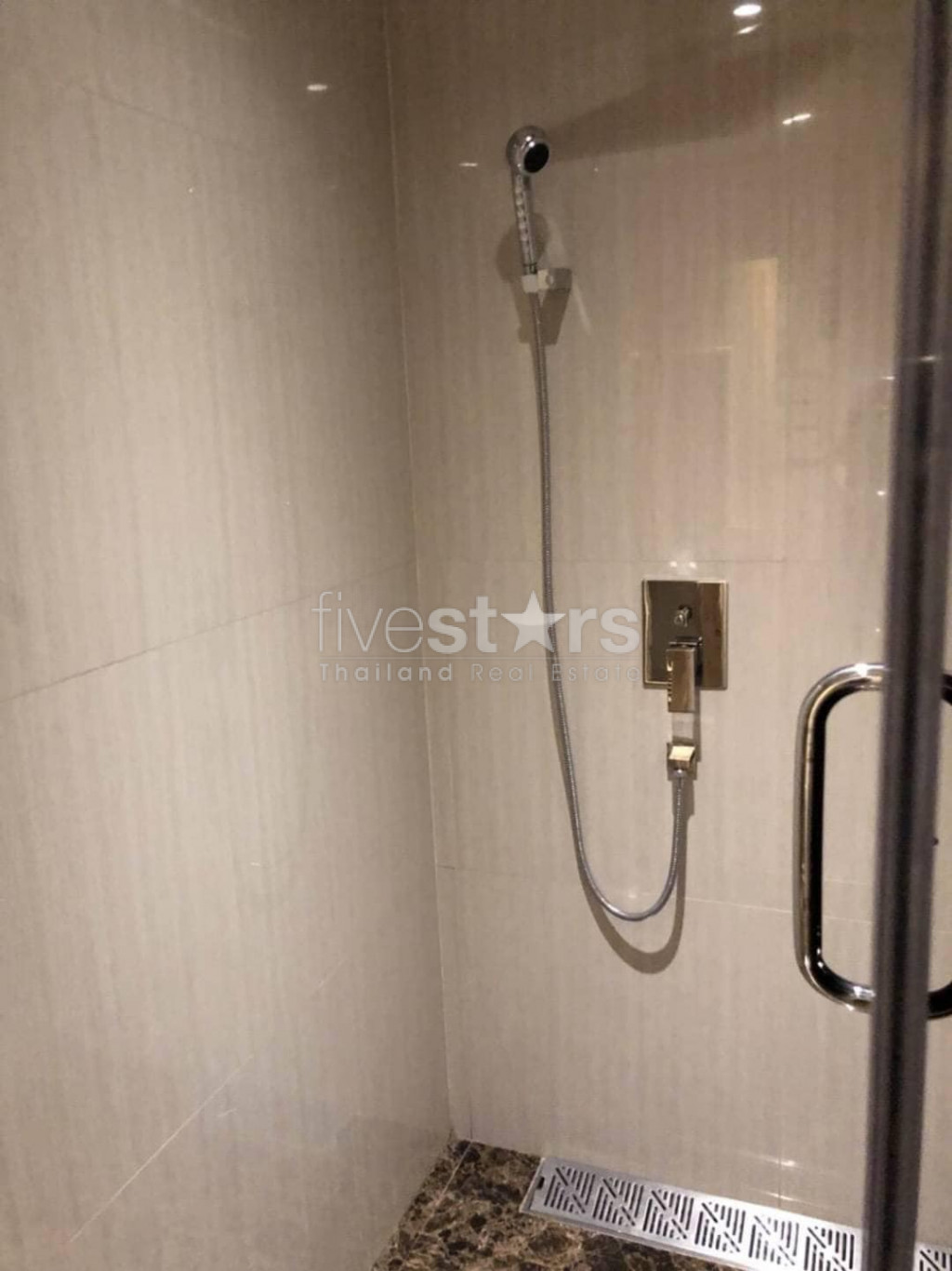 Appartement de 1 chambre à vendre près du BTS Phrom Phong, photo 9