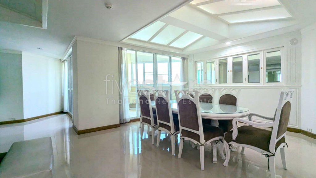 Grand appartement familial de 4 chambres à Thonglor, photo 6