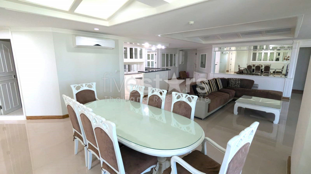 Grand appartement familial de 4 chambres à Thonglor, photo 5