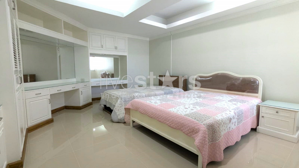 Grand appartement familial de 4 chambres à Thonglor, photo 13