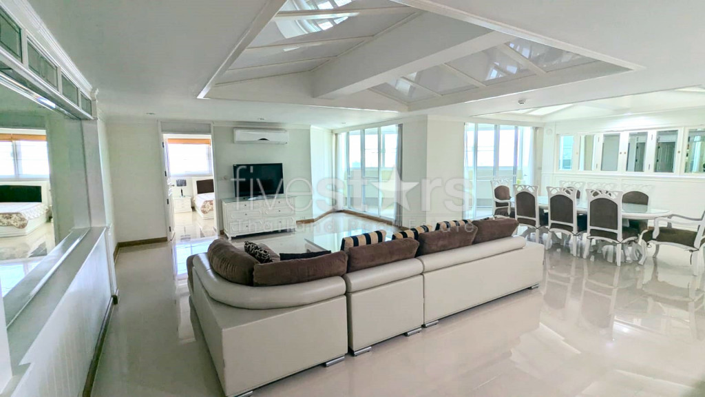 Grand appartement familial de 4 chambres à Thonglor, photo 2