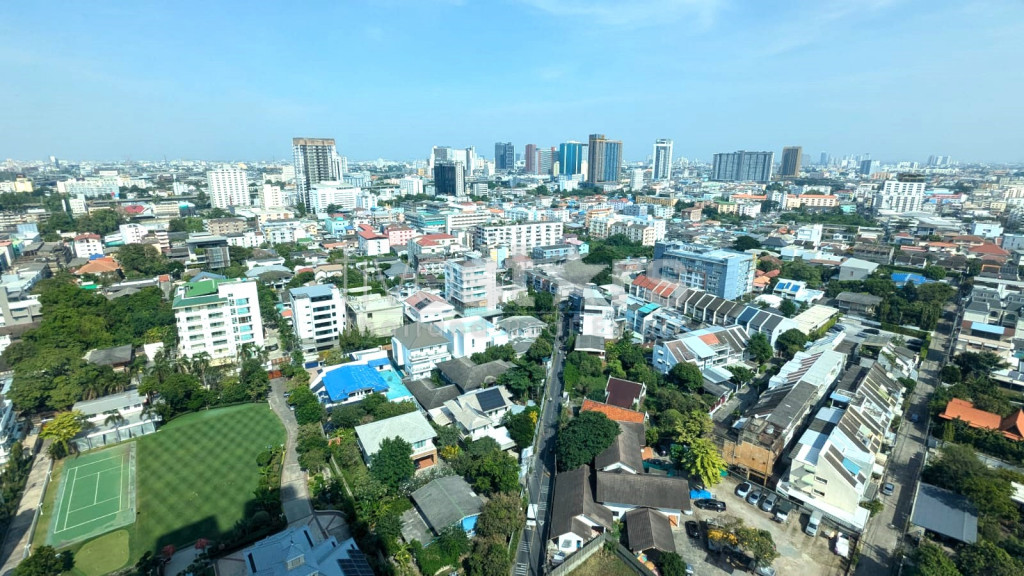 Grand appartement familial de 4 chambres à Thonglor, photo 3