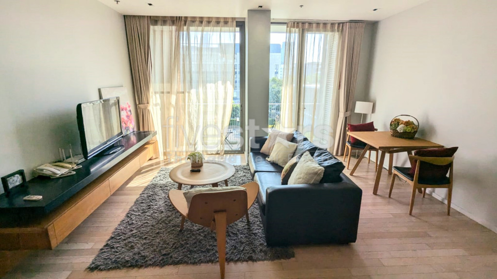 Grand Appartement 1 Chambre à Louer près du BTS Thonglor