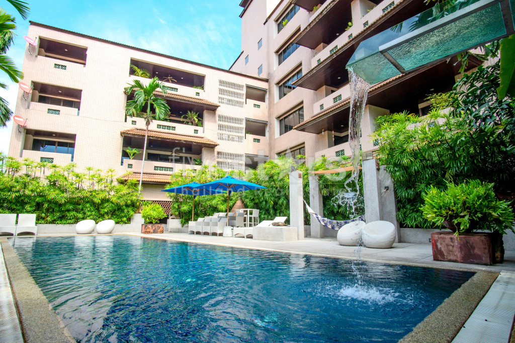 Grand appartement de 3 chambres près du BTS Phrom Phong, photo 18
