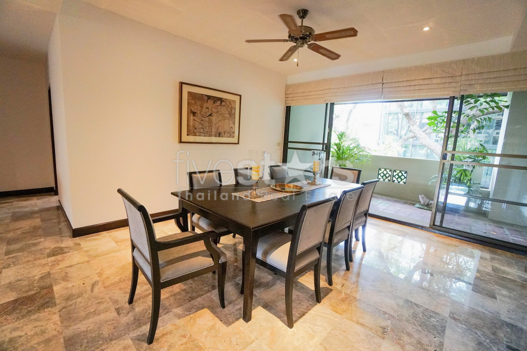 Grand appartement de 3 chambres près du BTS Phrom Phong, photo 4