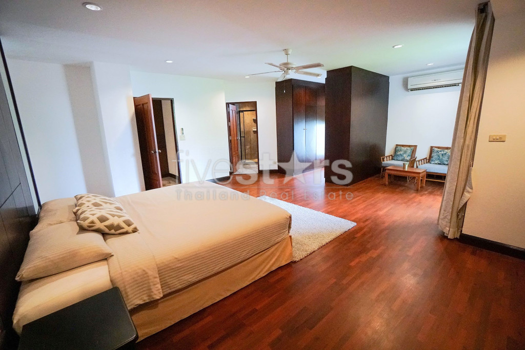Grand appartement de 3 chambres près du BTS Phrom Phong, photo 9