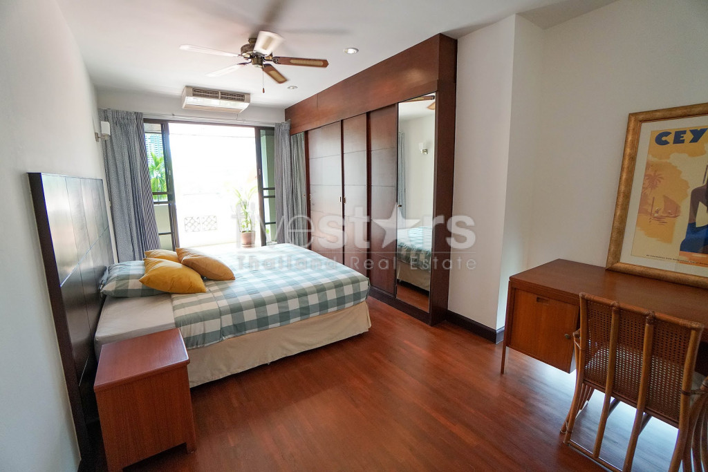 Grand appartement de 3 chambres près du BTS Phrom Phong, photo 11