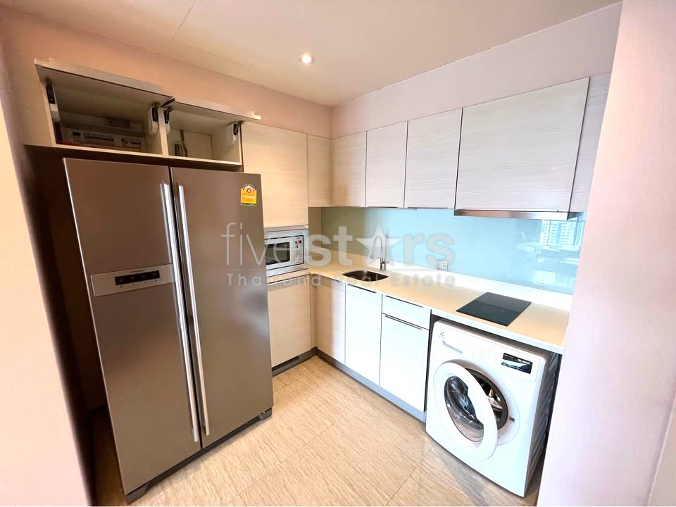 Appartement de 2 chambres à louer près du BTS Phrom Phong, photo 3