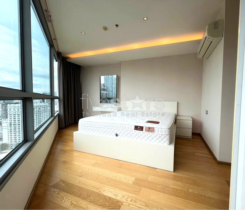 Appartement de 2 chambres à louer près du BTS Phrom Phong, photo 4