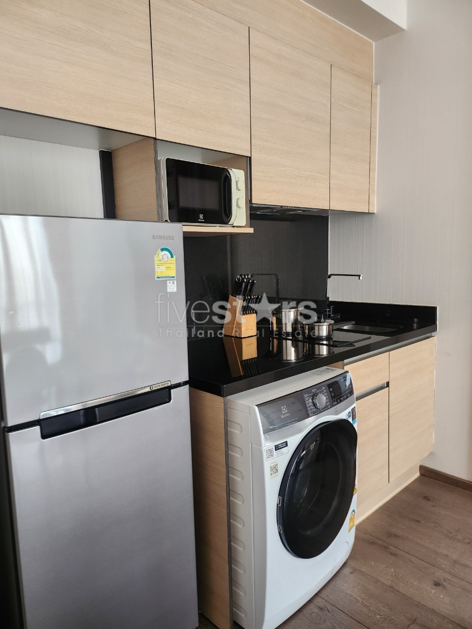 Appartement moderne de 2 chambres à louer à Phrom Phong, photo 5