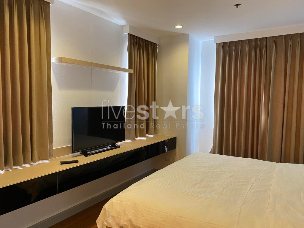 Grand appartement 2 chambres à louer à Sukhumvit 26 (Phrom Phong), photo 10