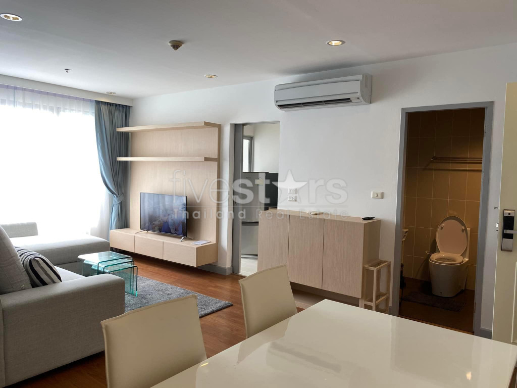 Grand appartement 2 chambres à louer à Sukhumvit 26 (Phrom Phong), photo 3