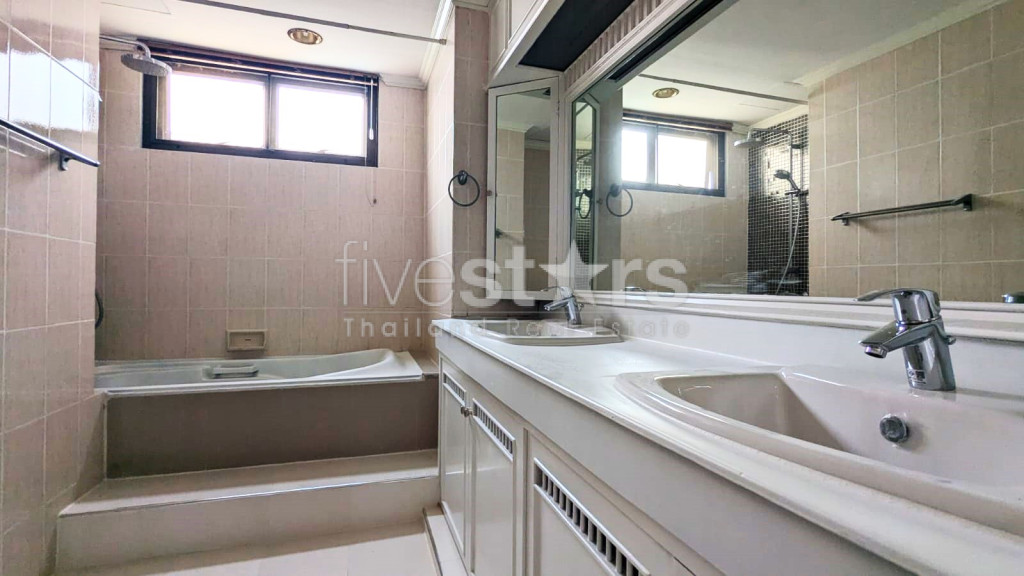 Appartement de 3 chambres Pet Friendly à louer à Phrom Phong, photo 16