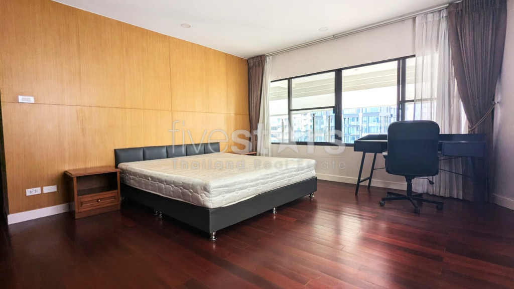 magnifique condo de 3 chambres en duplex avec piscine privée à proximité de Emporium, photo 10