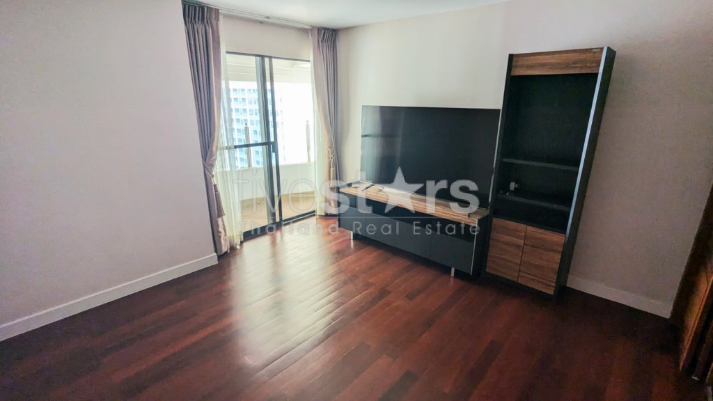 magnifique condo de 3 chambres en duplex avec piscine privée à proximité de Emporium, photo 17