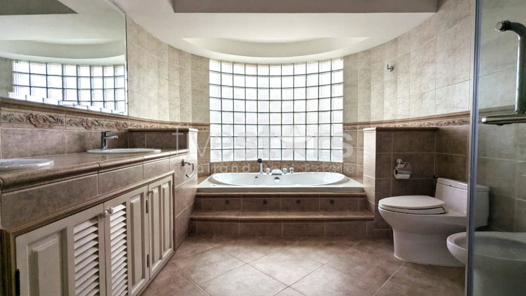Appartement d’exception à louer avec piscine privative au cœur de Phrom Phong, photo 11