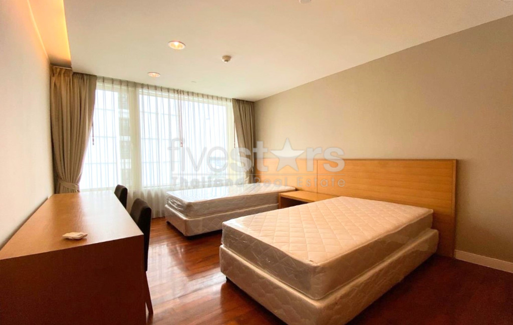 Appartement de 3 chambres à louer à Sukhumvit près du BTS Phromphong, photo 6