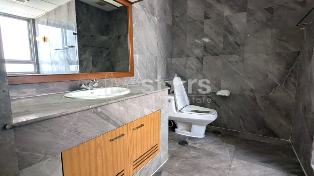 Appartement de 2 chambres à louer à Phrom Phong, proche du BTS, photo 10