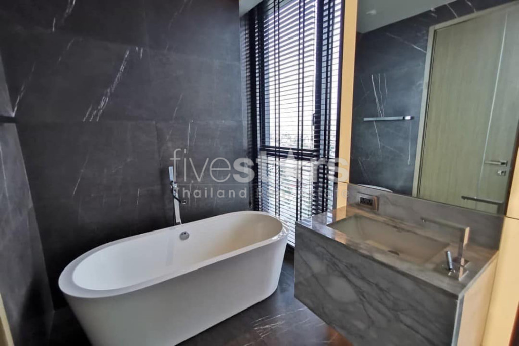 Appartement luxueux de 2 chambres à louer à Thonglor, photo 14