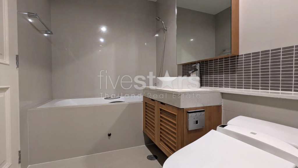 Appartement 2 chambres à louer dans une petite résidence calme à Phromphong, photo 13