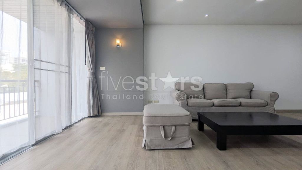 Appartement de 3 chambres à louer à Thonglor, animaux de compagnie bienvenus
