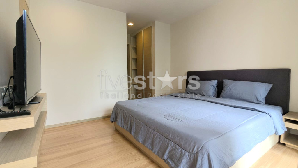 Appartement de 2 chambres + bureau à louer à Thonglor, photo 8
