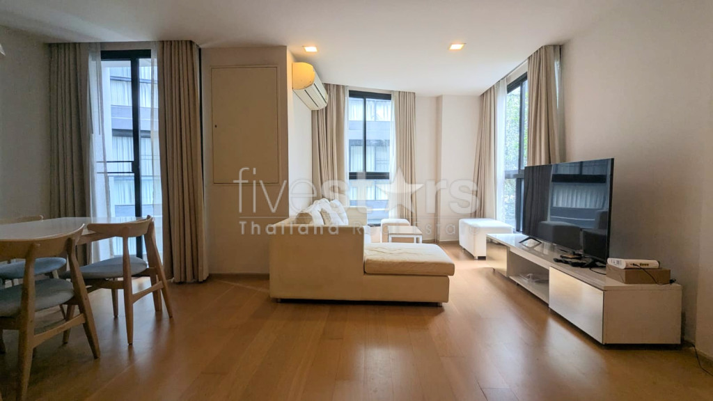 Appartement de 2 chambres + bureau à louer à Thonglor, photo 5