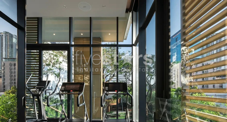 Condo de luxe avec 2 chambres à louer quartier Thonglor, photo 11