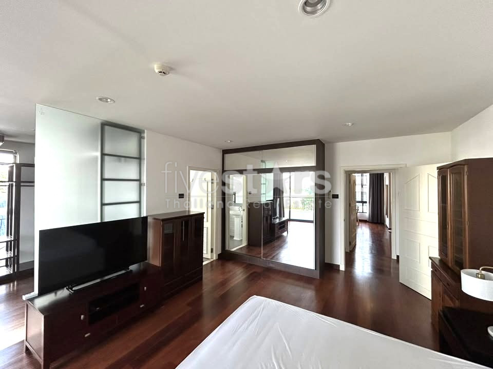 Appartement de 3 chambres Pet Friendly à louer à Phrom Phong, photo 4