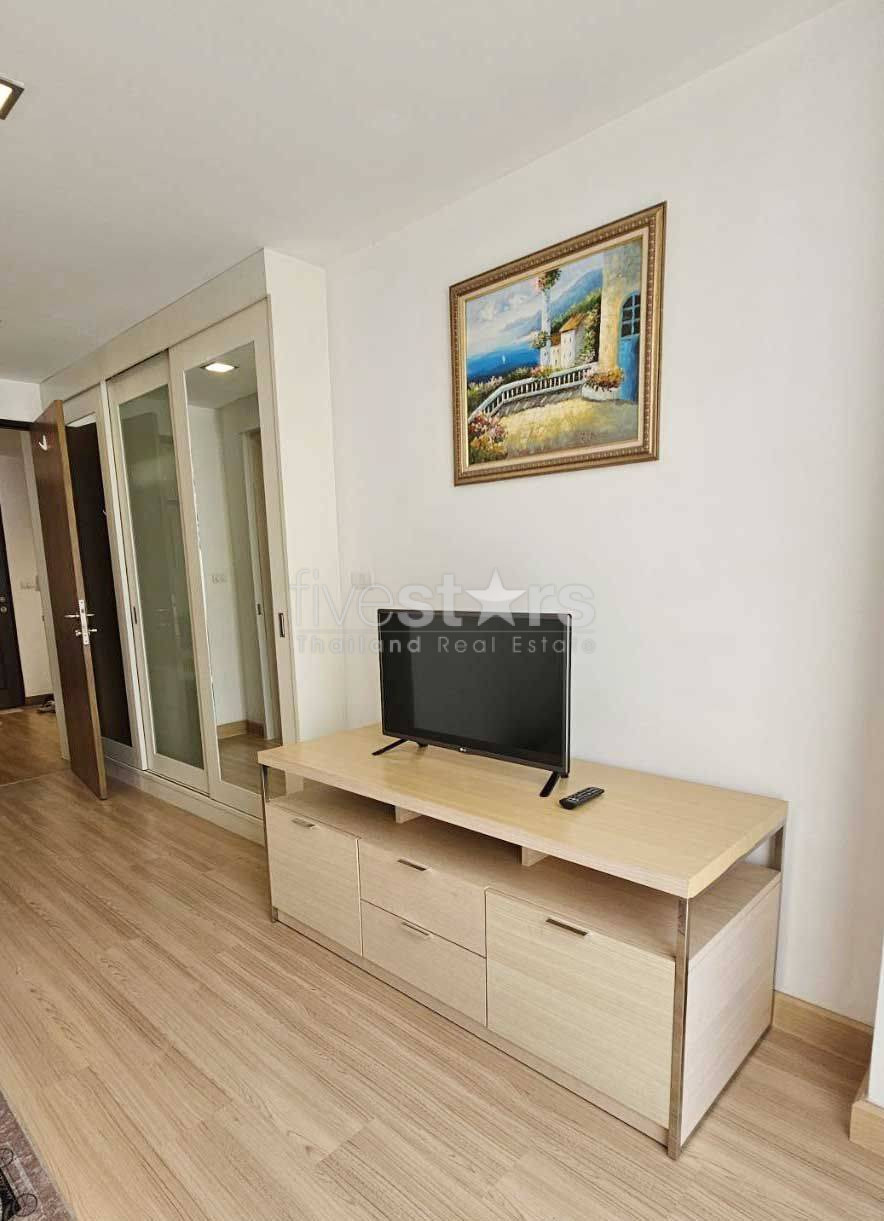 2 bedrooms condo for rent in Sukhumvit, photo 2