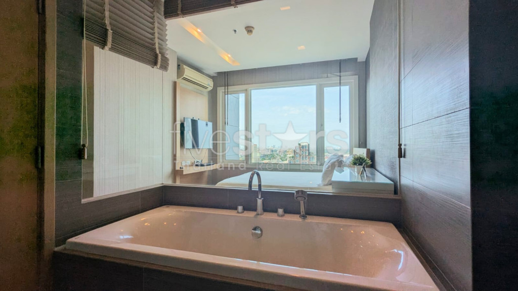 Appartement de 2 chambres à louer près du BTS Thonglor, photo 12
