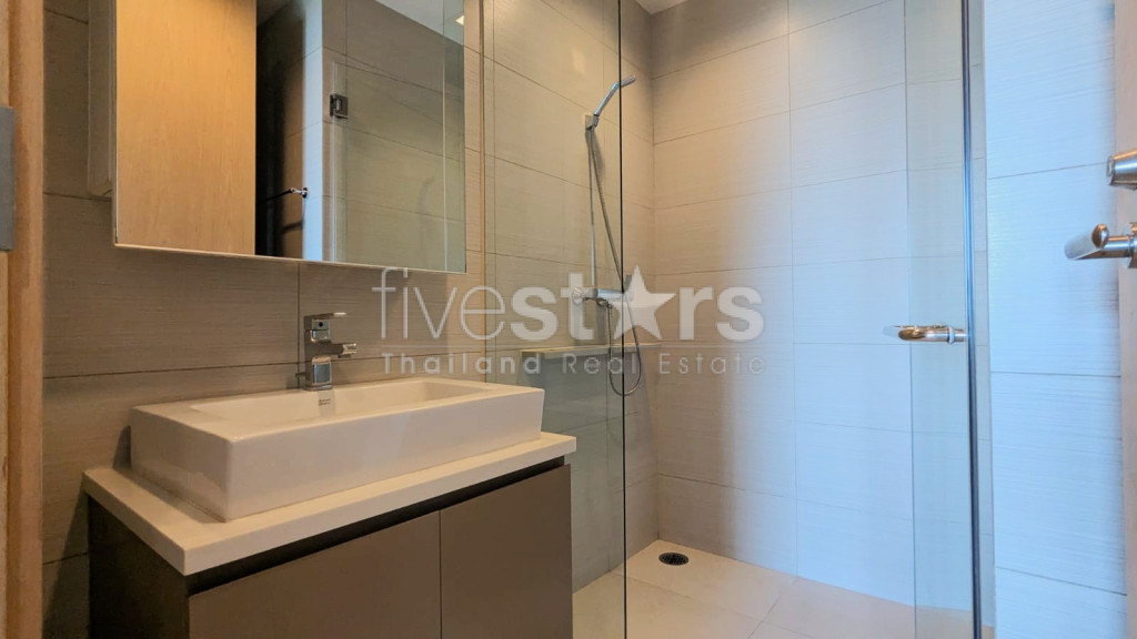 Appartement de 2 chambres à louer près du BTS Thonglor, photo 13