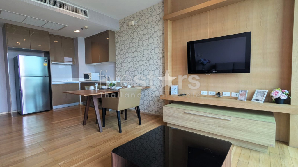 Appartement de 2 chambres à louer près du BTS Thonglor