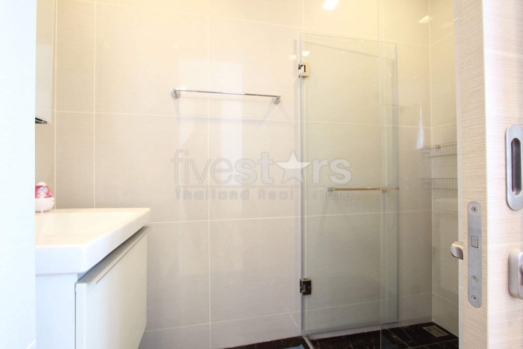 Appartement de 1 chambre à louer sur Sukhumvit 24, photo 8