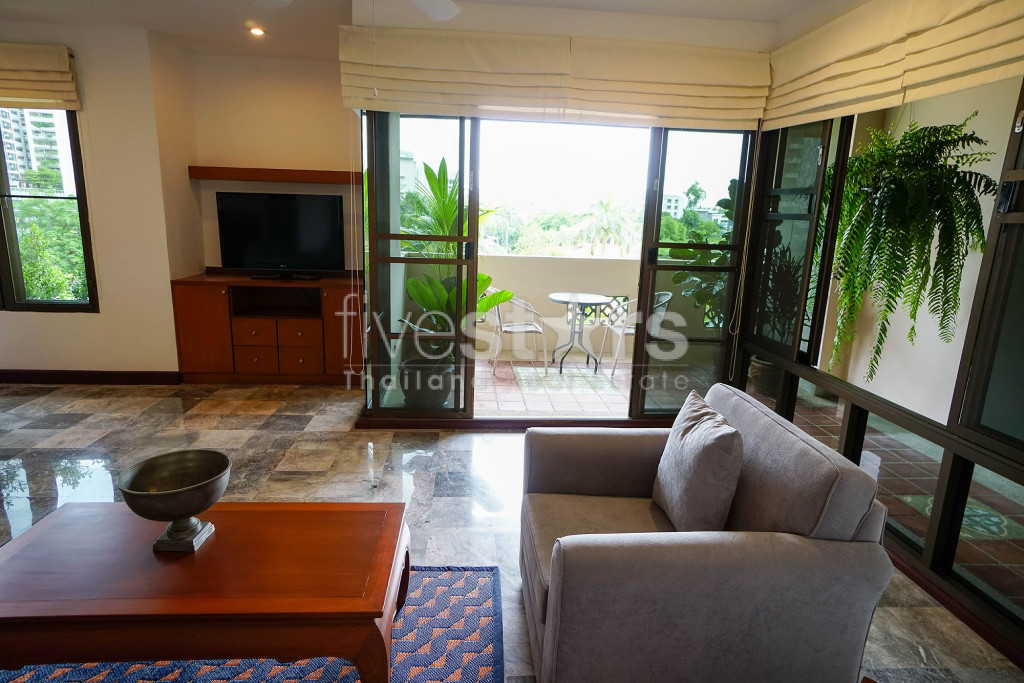 Grand appartement de 3 chambres près du BTS Phrom Phong, photo 4