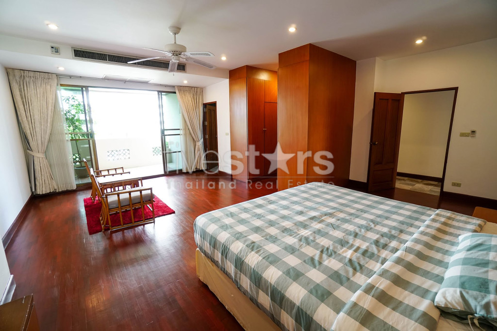 Grand appartement de 3 chambres près du BTS Phrom Phong, photo 7