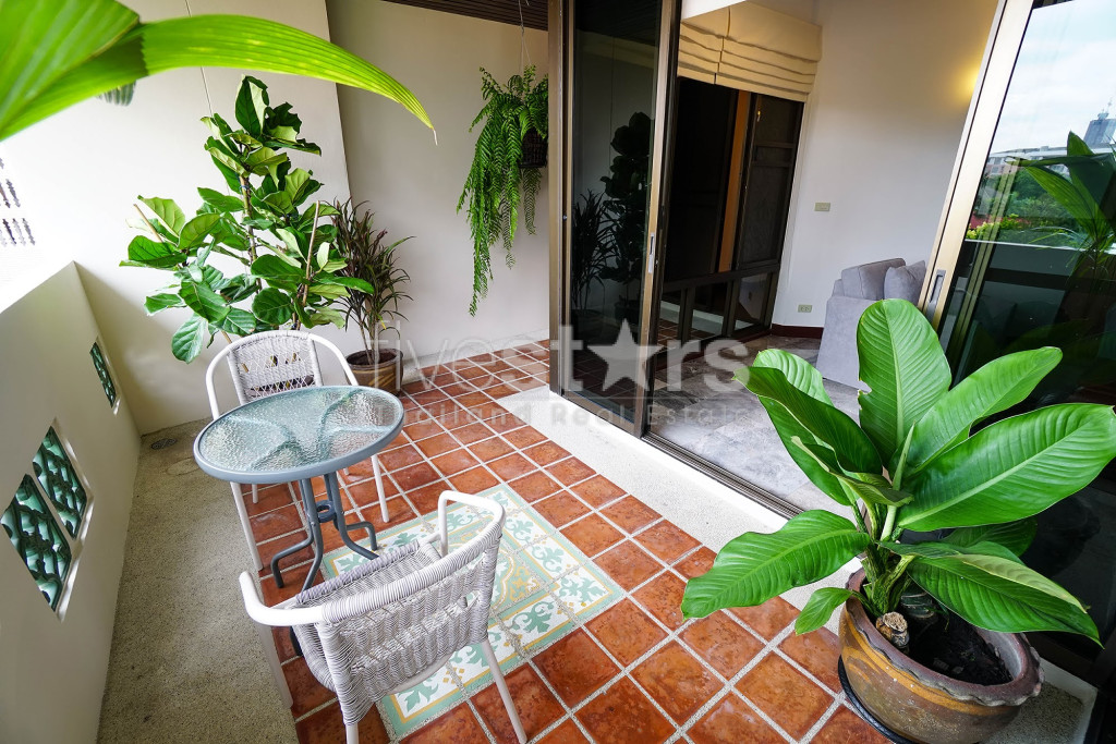 Grand appartement de 3 chambres près du BTS Phrom Phong, photo 6
