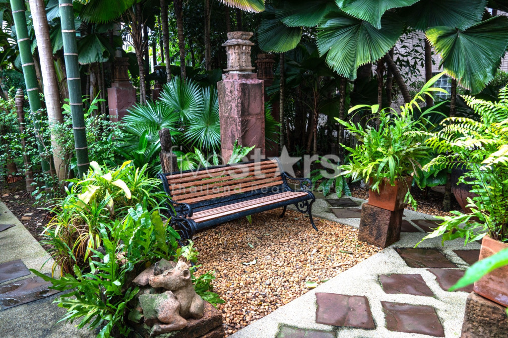 Grand appartement de 3 chambres près du BTS Phrom Phong, photo 19