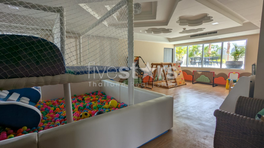 Appartement moderne "pet friendly" de 3 chambres près du BTS Thonglor, photo 6