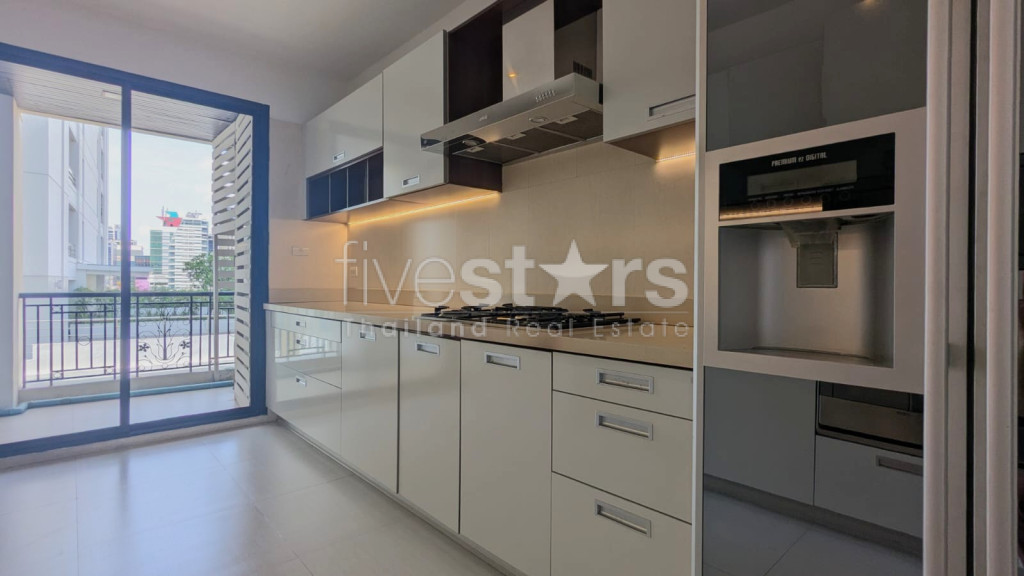 Appartement 3 chambres moderne quartier Phromphong, photo 7